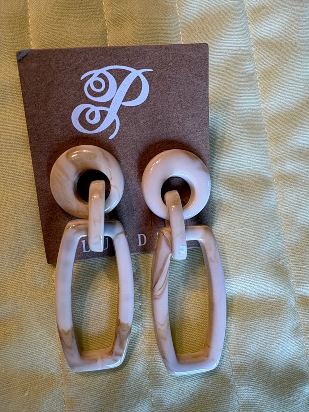 Plunder Beige & white Marble Resin Link NewDrop Earrings $14